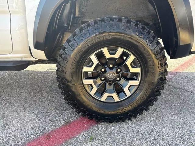 2017 Toyota Tacoma SR V6
