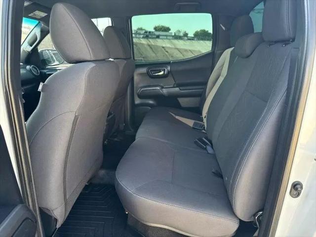 2017 Toyota Tacoma SR V6