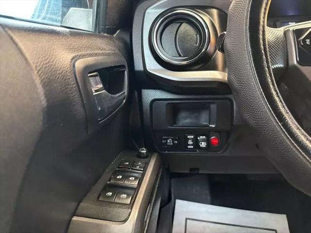 2017 Toyota Tacoma SR V6