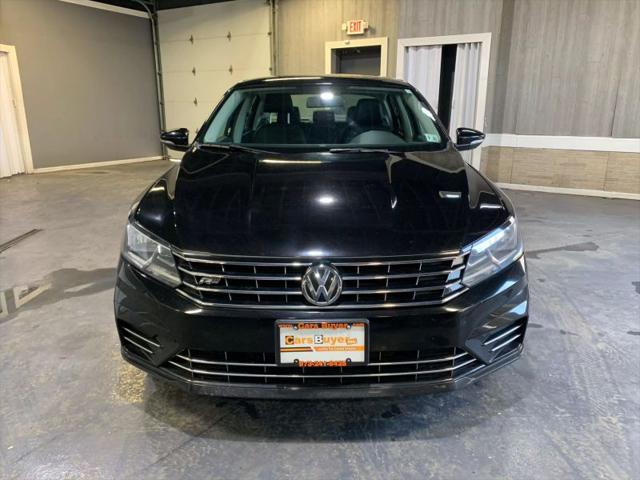 2016 Volkswagen Passat 1.8T R-Line