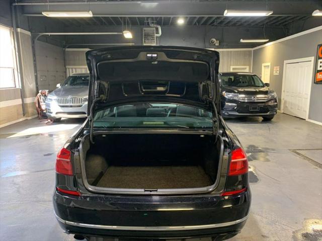 2016 Volkswagen Passat 1.8T R-Line