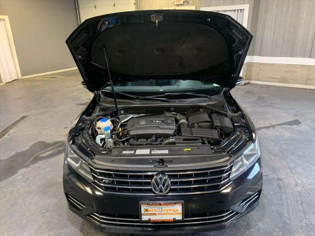 2016 Volkswagen Passat 1.8T R-Line