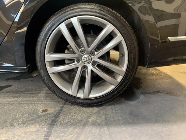 2016 Volkswagen Passat 1.8T R-Line