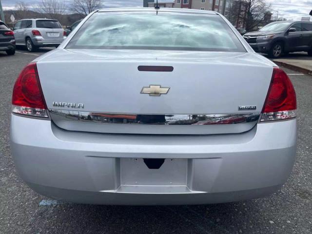 2011 Chevrolet Impala LS