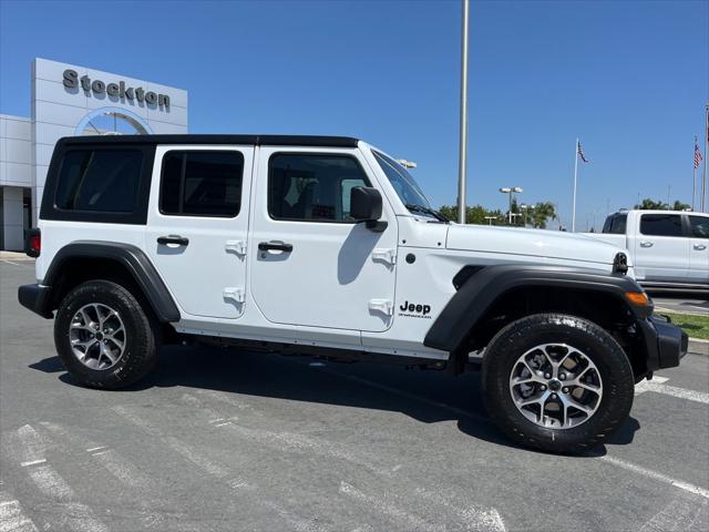 2025 Jeep Wrangler 4-Door Summit 4x4