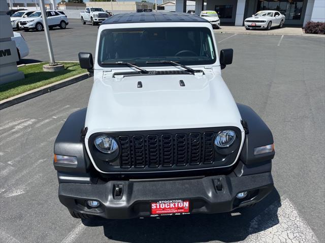 2025 Jeep Wrangler 4-Door Summit 4x4