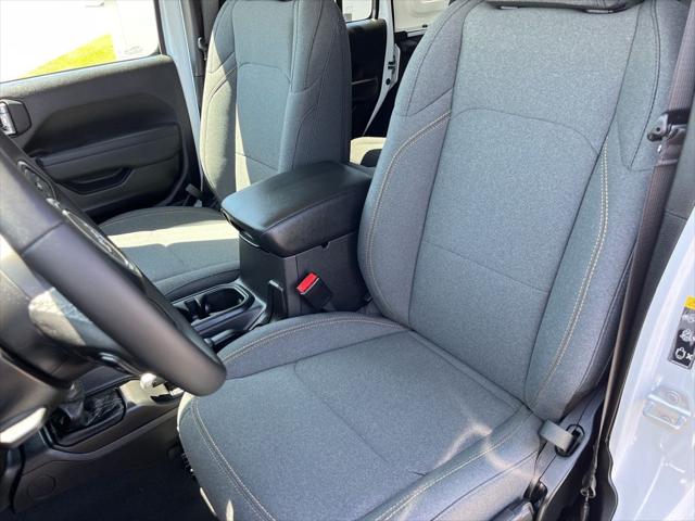 2025 Jeep Wrangler 4-Door Summit 4x4
