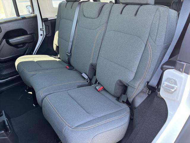 2025 Jeep Wrangler 4-Door Summit 4x4