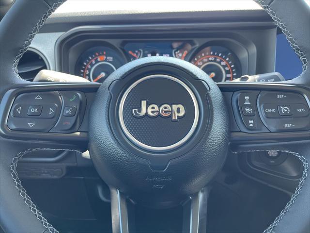 2025 Jeep Wrangler 4-Door Summit 4x4