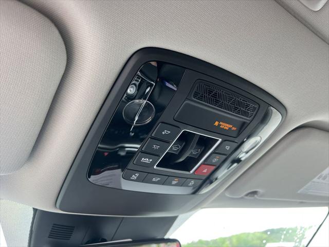 2025 Kia Carnival MPV SX