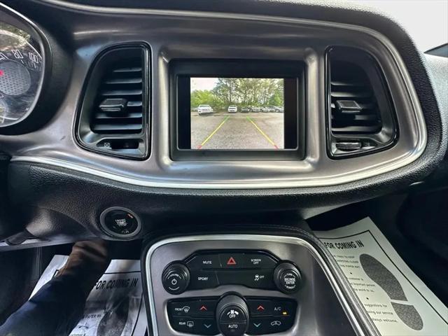 2019 Dodge Challenger SXT