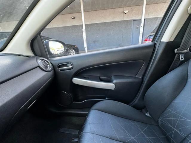 2014 Mazda Mazda2 Sport