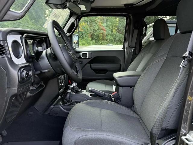 2025 Jeep Wrangler 4-Door Summit 4x4