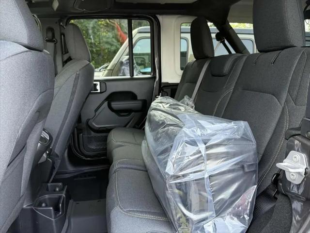 2025 Jeep Wrangler 4-Door Summit 4x4