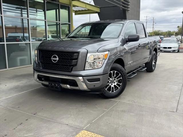 2024 Nissan Titan Crew Cab SV 4x2