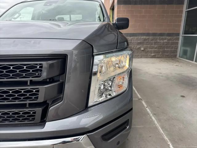 2024 Nissan Titan Crew Cab SV 4x2