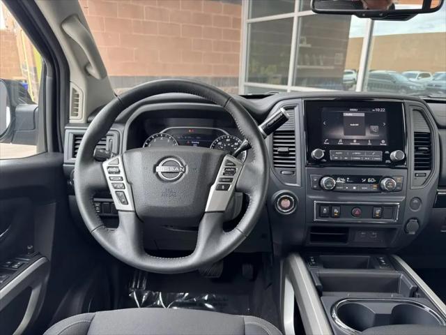2024 Nissan Titan Crew Cab SV 4x2
