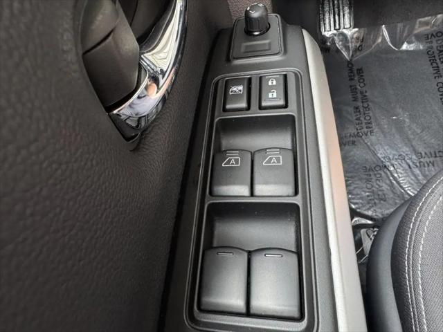 2024 Nissan Titan Crew Cab SV 4x2