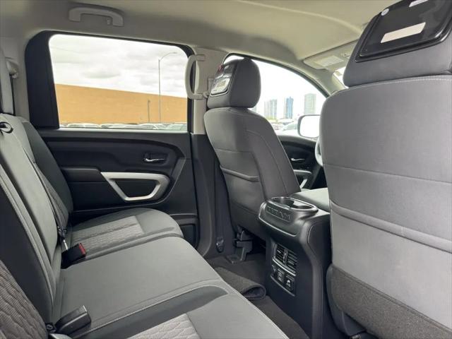 2024 Nissan Titan Crew Cab SV 4x2