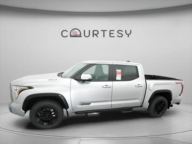 2025 Toyota Tundra Platinum Hybrid CrewMax 5.5' Bed