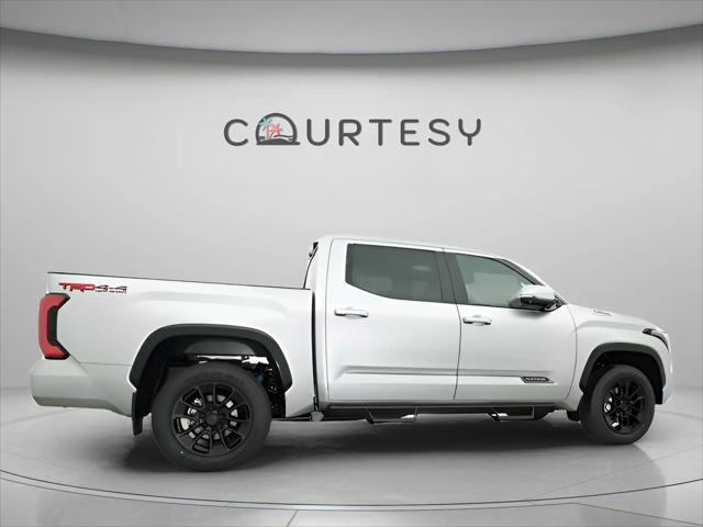 2025 Toyota Tundra Platinum Hybrid CrewMax 5.5' Bed