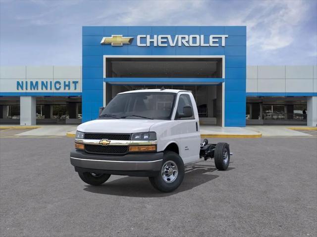 2025 Chevrolet Express Cutaway Work Van