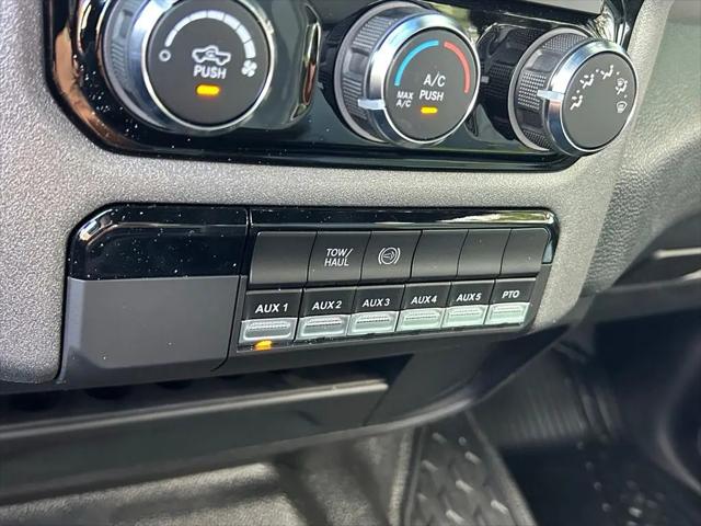 2025 Ram 5500 Tradesman/Big Horn