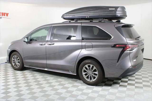 2023 Toyota Sienna XLE
