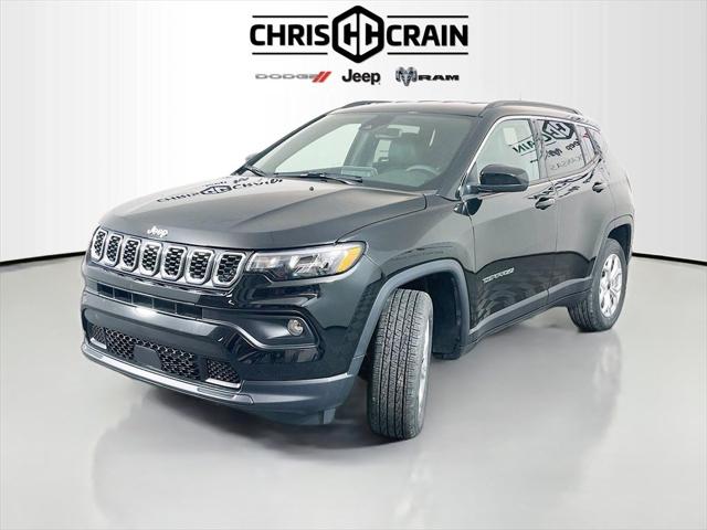 2025 Jeep Compass COMPASS LATITUDE 4X4
