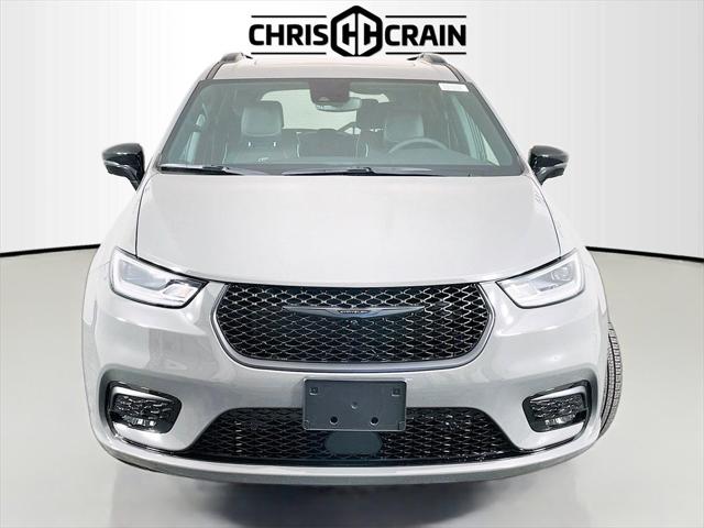 2025 Chrysler Pacifica PACIFICA LIMITED
