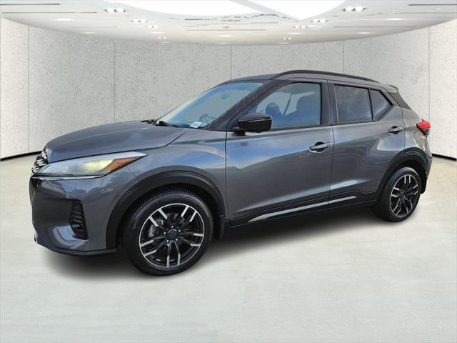 2023 Nissan Kicks SR Xtronic CVT