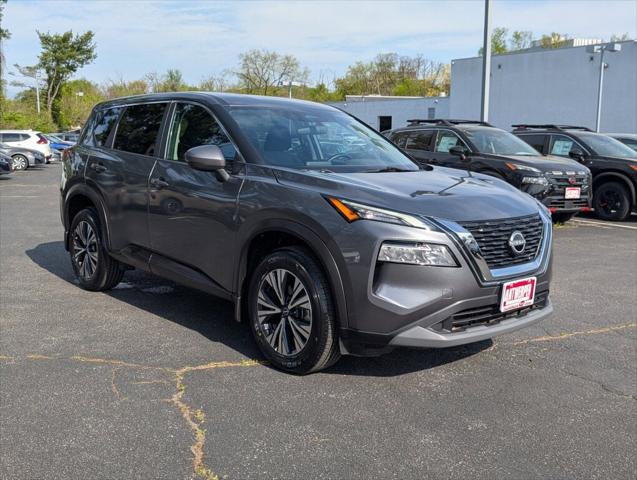 2022 Nissan Rogue SV FWD
