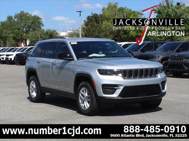 2025 Jeep Grand Cherokee GRAND CHEROKEE LAREDO X 4X2