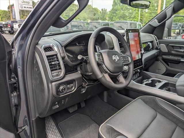 2025 RAM Ram 1500 RAM 1500 LARAMIE CREW CAB 4X4 64 BOX