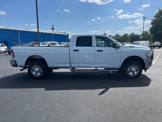 2024 RAM 2500 Tradesman Crew Cab 4x4 8 Box