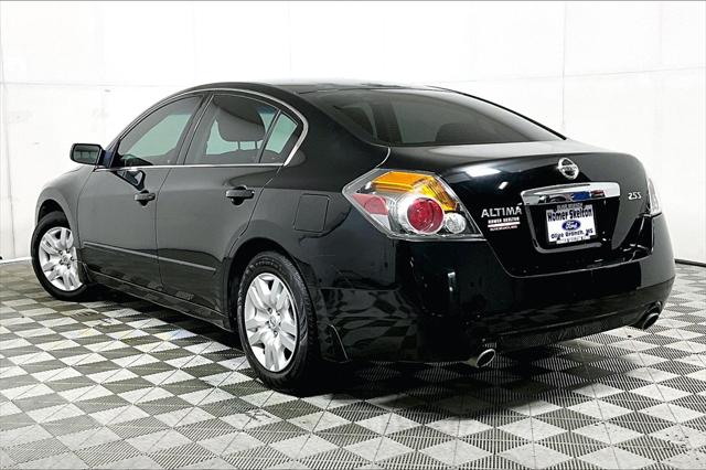 Used 2011 Nissan Altima For Sale in OLIVE BRANCH, MS