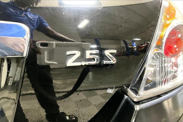 Used 2011 Nissan Altima For Sale in OLIVE BRANCH, MS