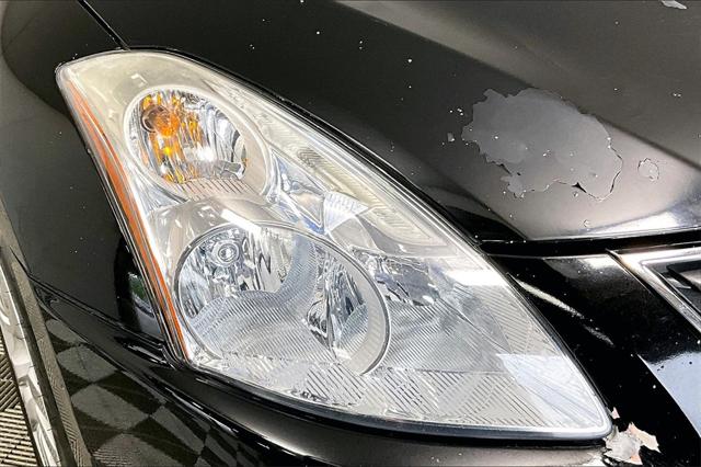 Used 2011 Nissan Altima For Sale in OLIVE BRANCH, MS
