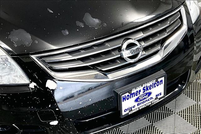 Used 2011 Nissan Altima For Sale in OLIVE BRANCH, MS