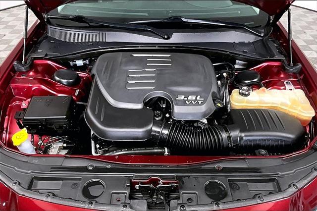 Used 2018 Chrysler 300 For Sale in Millington, TN