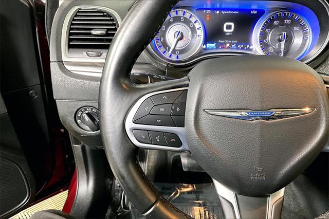 Used 2018 Chrysler 300 For Sale in Millington, TN