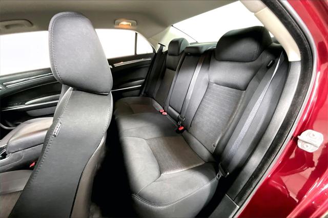 Used 2018 Chrysler 300 For Sale in Millington, TN