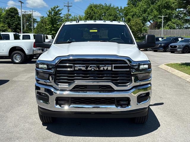 2025 RAM Ram 2500 RAM 2500 TRADESMAN CREW CAB 4X4 8 BOX