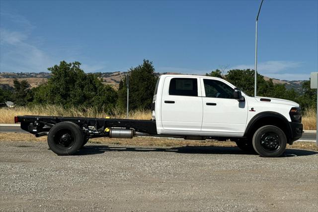 2025 RAM Ram 5500 Chassis Cab RAM 5500 TRADESMAN CHASSIS CREW CAB 4X4 84 CA