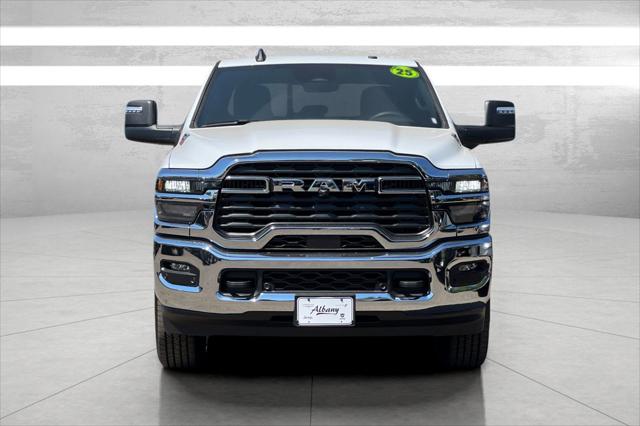 2025 RAM Ram 3500 RAM 3500 TRADESMAN CREW CAB 4X4 8 BOX 2025 RAM Ram 3500 RAM 3500 TRADESMAN CREW CAB 4X4 8 BOX