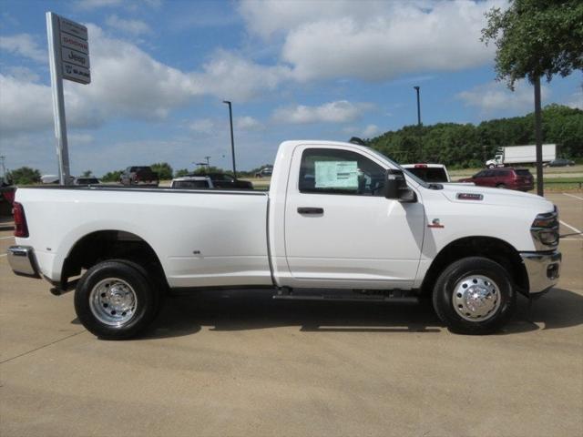 2025 RAM Ram 3500 RAM 3500 TRADESMAN REGULAR CAB 4X4 8 BOX