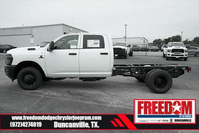 2025 RAM Ram 3500 Chassis Cab RAM 3500 TRADESMAN CREW CAB CHASSIS 4X4 60 CA