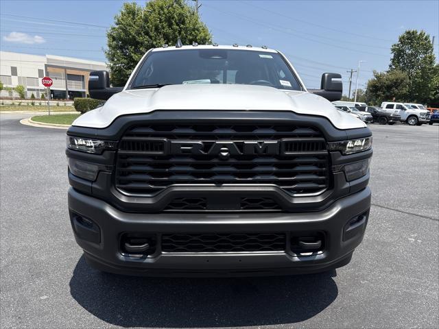 2025 RAM Ram 3500 Chassis Cab RAM 3500 TRADESMAN CREW CAB CHASSIS 4X4 60 CA