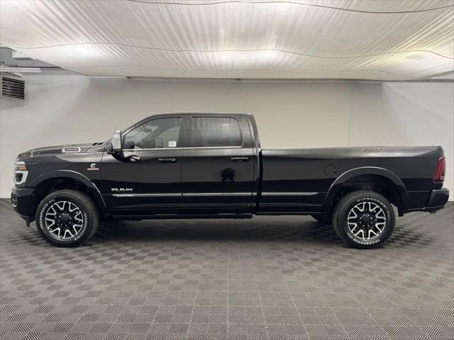 2025 RAM Ram 3500 RAM 3500 LIMITED CREW CAB 4X4 8 BOX