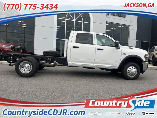 2025 RAM Ram 3500 Chassis Cab RAM 3500 TRADESMAN CREW CAB CHASSIS 4X4 60 CA